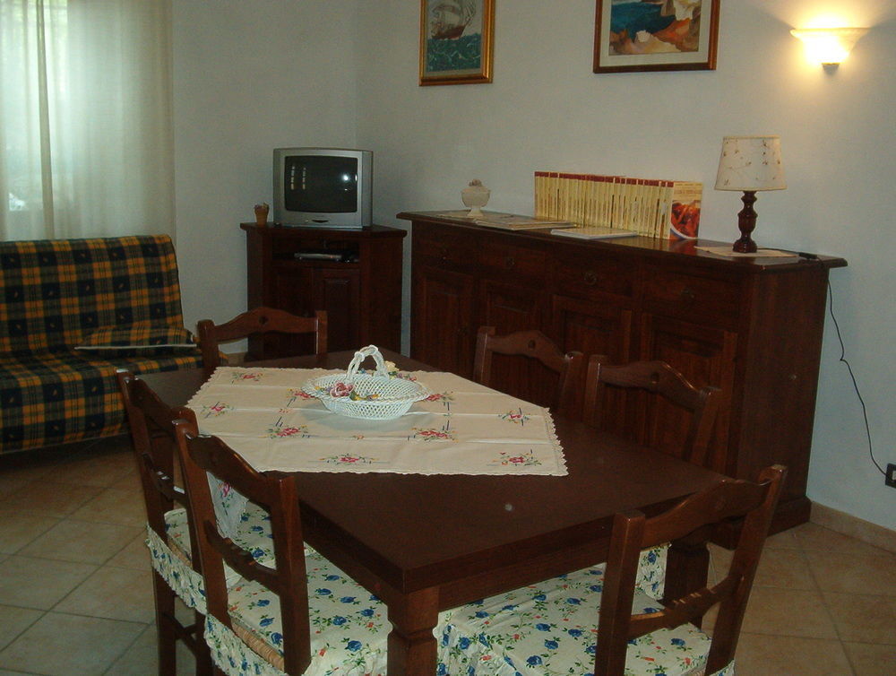 B&B Da Franca Camporgiano Exterior photo