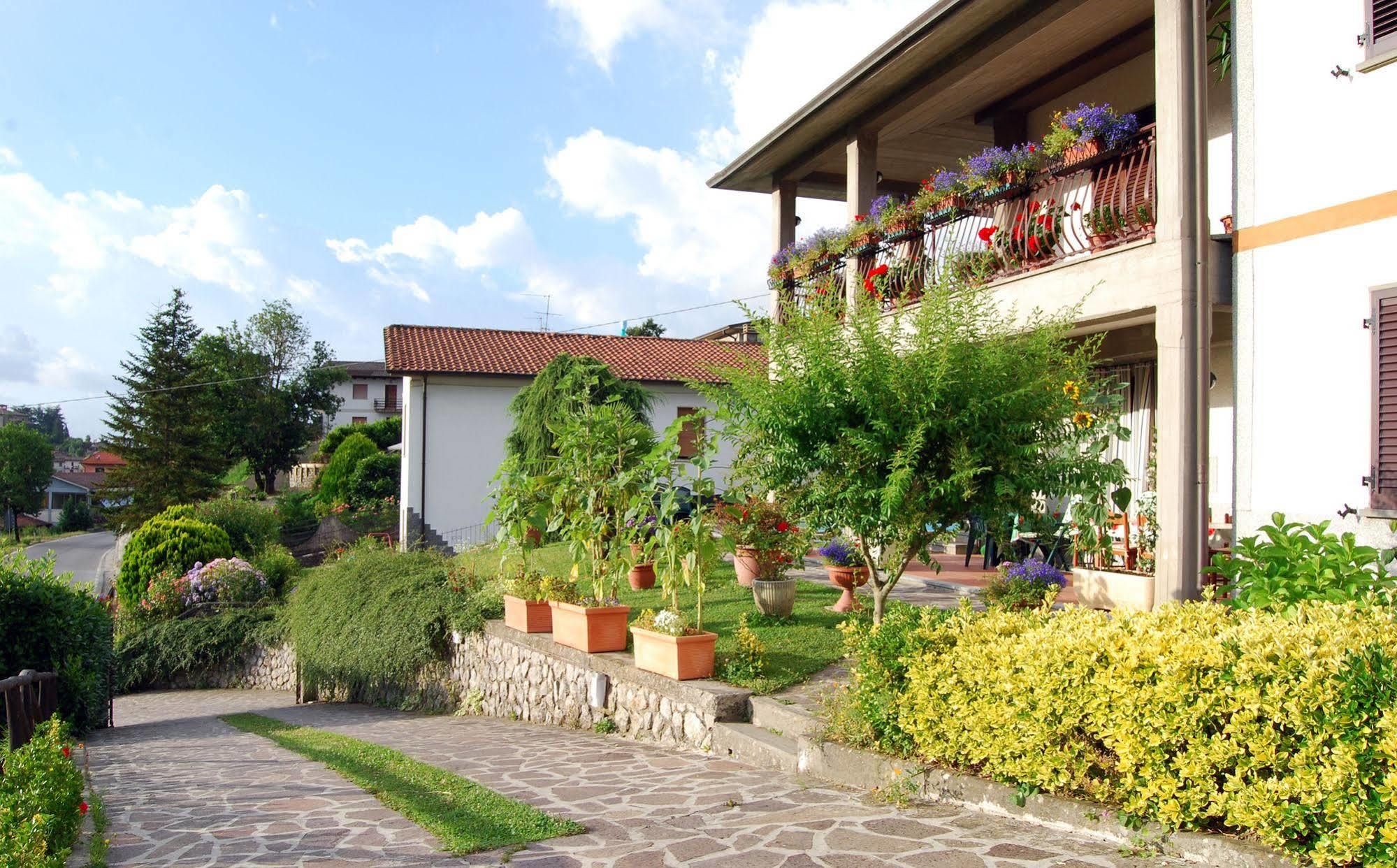 B&B Da Franca Camporgiano Exterior photo